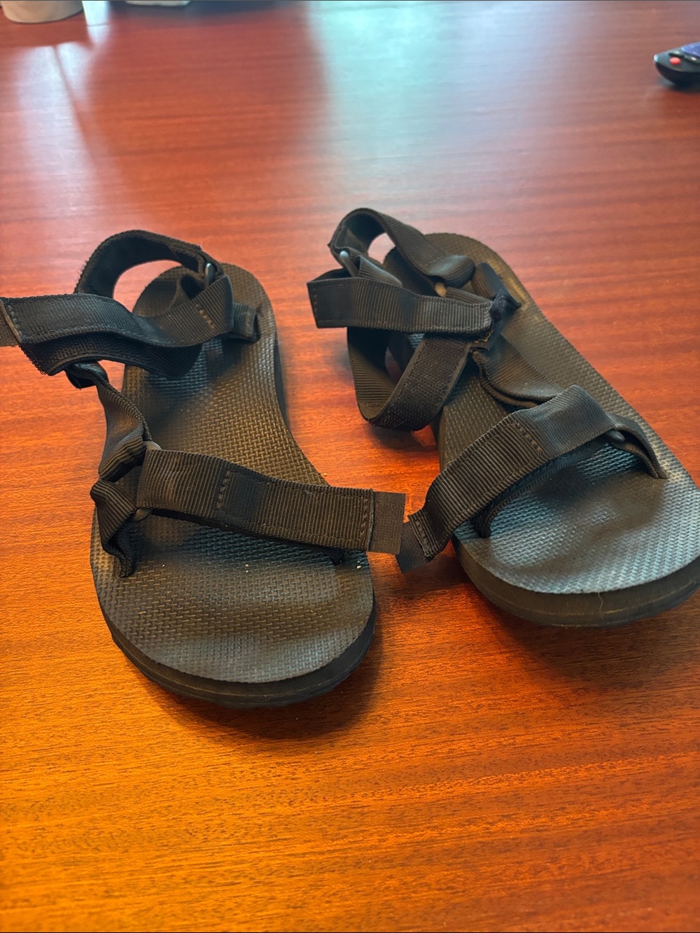 Womens black tevas